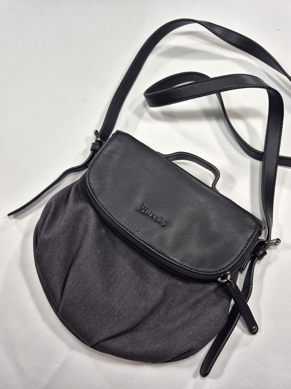 Sherpani Black Two-Tone Crossbody Bag